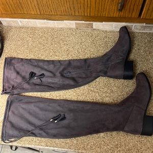 Madden Girl Gray Over the Knee Suede Boot side Zipper Tassel Tie.  Size 10